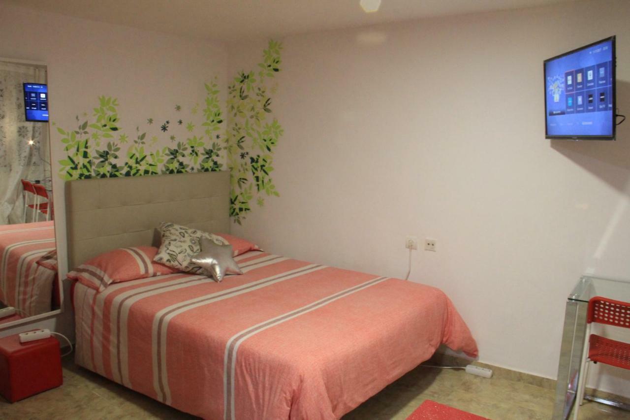 Santa Isabel Apartments, Madrid Centre エクステリア 写真